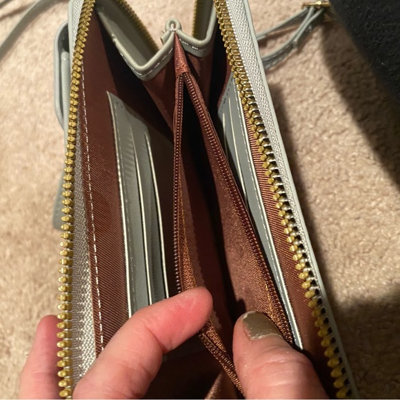 Light Gray Cell Phone Purse - Picture 7 of 8